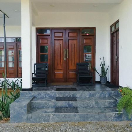 The Tide'S Tale Hotel Galle Exterior photo